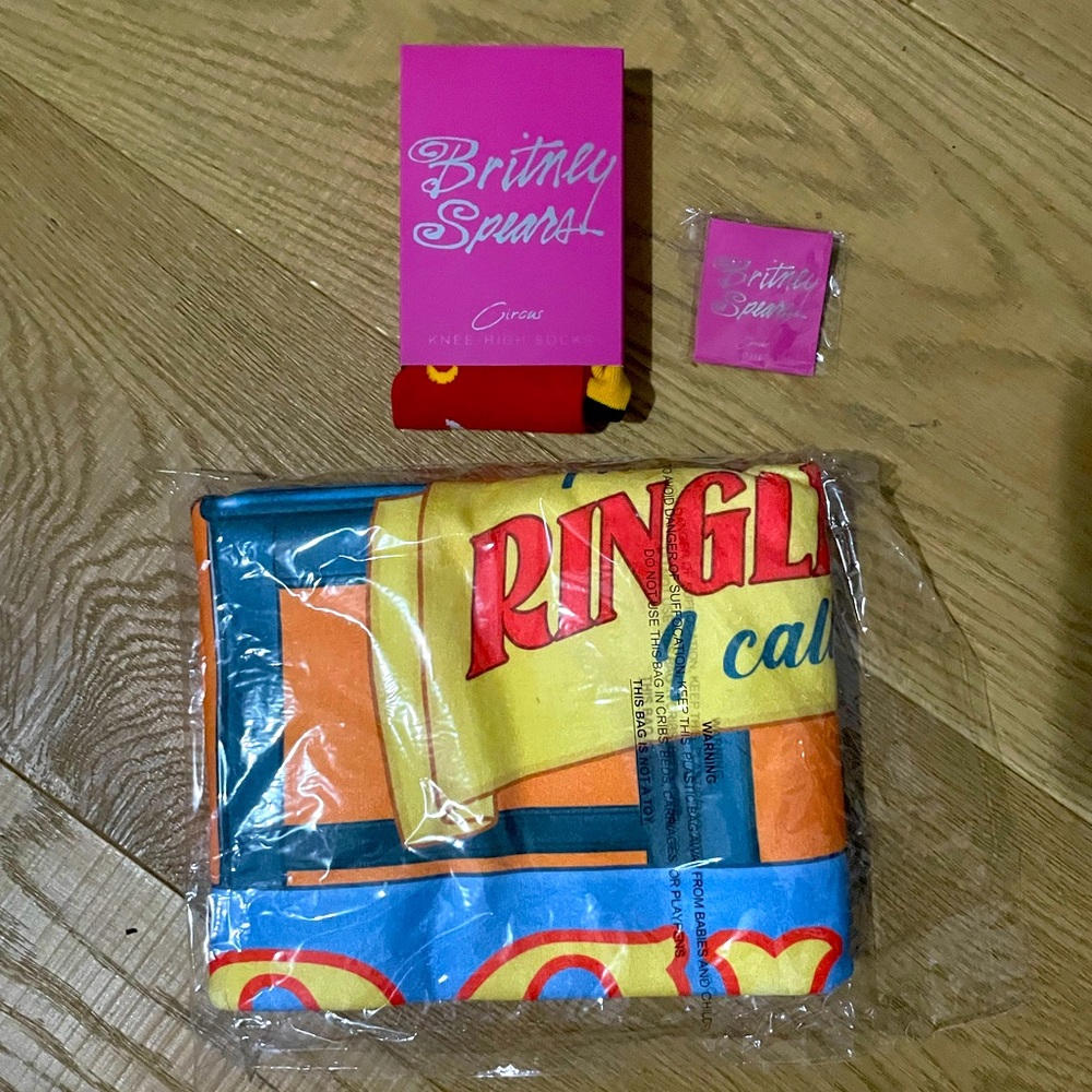 Britney Spears Circus Bundle (Lootcrate)